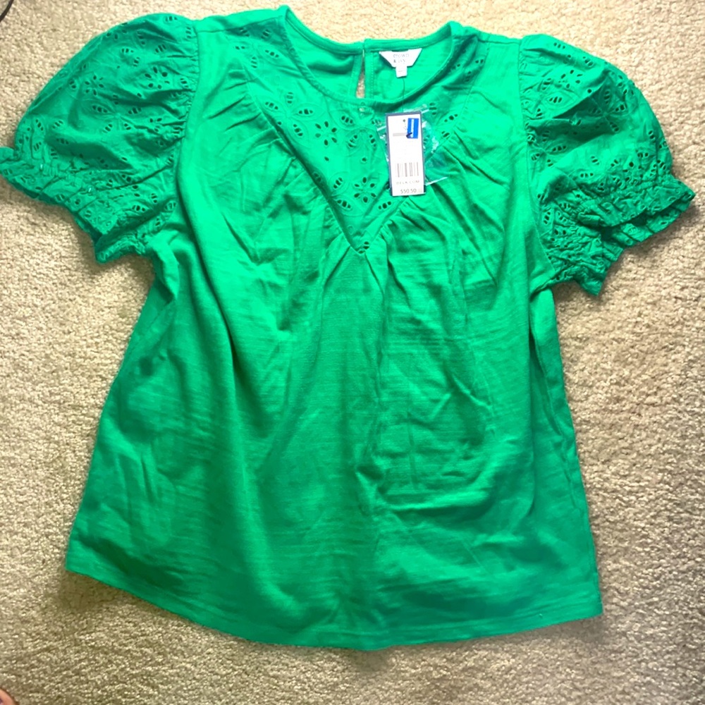 Women’s Small Green Crown & Ivy Top